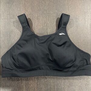 EUC Brooks Maia Underwire Double Layered Running Sports Bra Size 38C